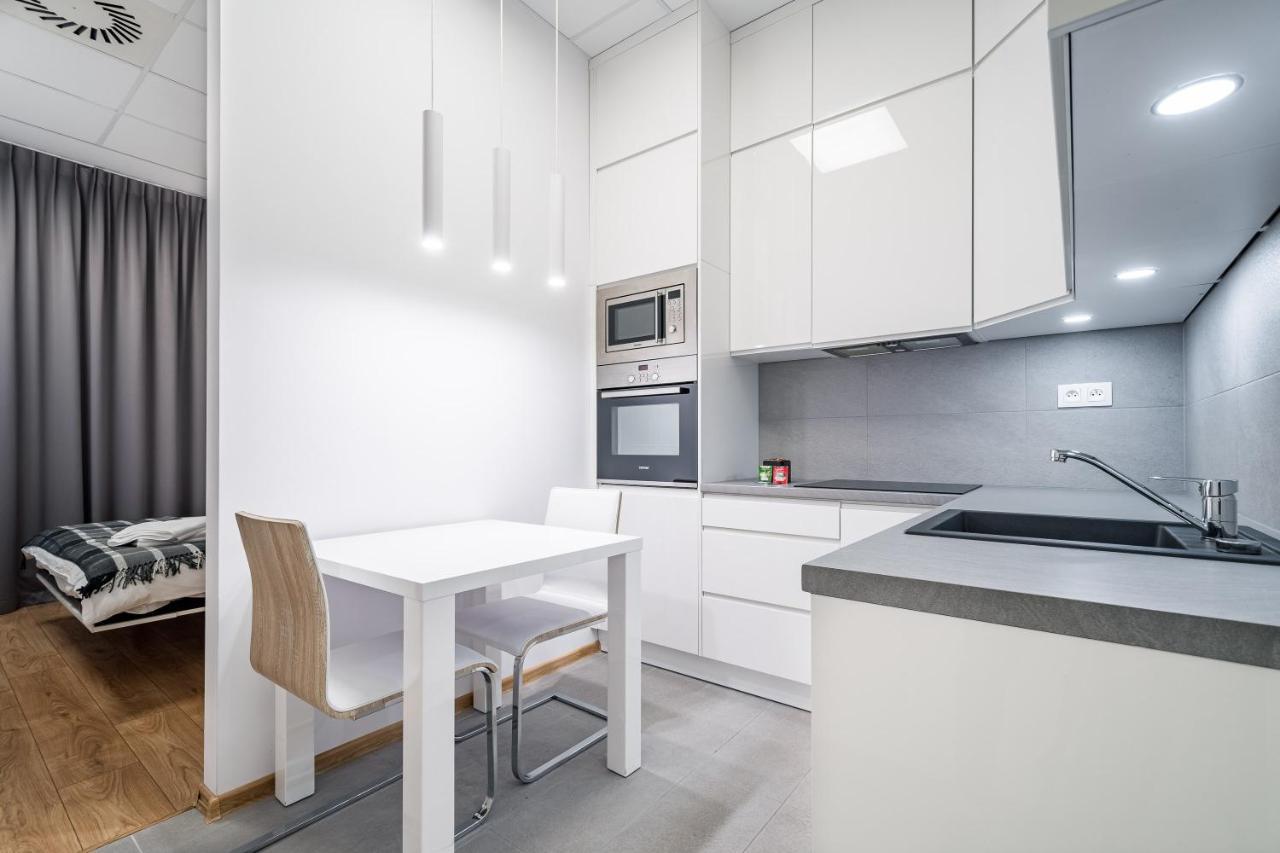 Varsovla Apartments Esterno foto